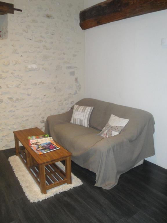 La Ferme Du Vintue Bed & Breakfast Etrechy  Dış mekan fotoğraf